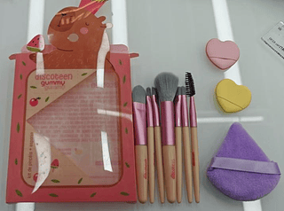 Kit de 8 Pinceis e 3 Esponjas